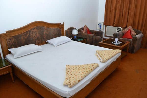 Deluxe Ac Room